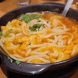 최애 안주 투다리 김치 우동, 돼지 껍데기 이미지