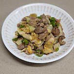 닭모래집 볶음 이미지