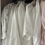 흰색 블라우스 부자임 이미지