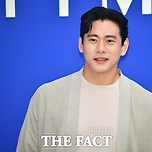 유태오, 제82회 베니스국제영화제 심사위원 발탁 이미지