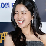 &#39;외계+인&#39; 김태리 &#34;류준열과 눈만 마주쳐도 90% 이해…사랑하는 배우&#34; 이미지