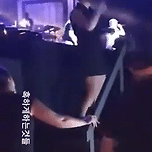 에미넴 힙합공연장 수화통역사의 스웩.mp4 이미지