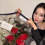 방금 카리나 인스스 업뎃 (ft 프라다) 이미지