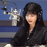 지오디 어머님께 가사를 경상도사투리로 말하는 에스파 카리나 이미지