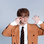 [251004] Are you...많이 배고파?🌀 | MARK McDonald's Behind gif 이미지