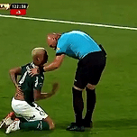 축구선수의 본능.gif 이미지