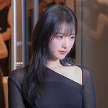 다시 보는 대만디올행사 김지원 고화질jpg 이미지