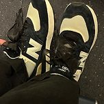 아이유가 인스타에서 공개한 신발 이미지