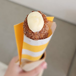 크림치즈츄러스 이미지