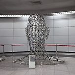 2025년 12월 21일 9호선 봉은사역 사람 인 전시물/스타필드 코엑스몰과 별마당 도서관/경남 사천과 고성에 간 1박2일 이미지