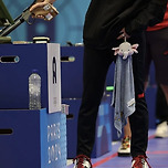 김예지 선수 저 코끼리 인형 딸이 준거래 ㅠ........... 이미지