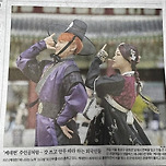 요즘 외국인들이 한국와서 많이 따라한다는 포즈 이미지