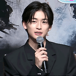 요즘 일본에서 진짜 잘 나가고 있는 라이징 남자 배우 이미지