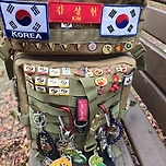 나와 함께한 가방, 내 몸을 지켜준 배낭 사회공헌 자원봉사활동을 하면서 나와 한 몸에 되어 처음부터 지금까지 함께한 가방, 무거운 도구 이미지