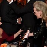 골든 글로브 시상식 공식 샴페인 이미지