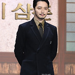 [단독] &#39;타짜4&#39; 제작된다…변요한, 조승우·박정민 이어 4대 타짜 이미지