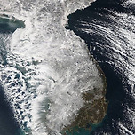 이번에 발생한 전국적 폭설 사태와 관련된 진짜 위성사진 이미지