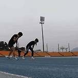 기안84 100m 달리기 기록 13.95초.gif 이미지