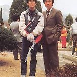 [연예] 1987년 당시 서태지 졸업식 현장 모습 이미지