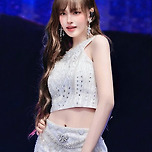 요즘 말라도 너무 마른 듯한 걸그룹 멤버 이미지