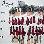 최근 4세대 여돌들이 받은 네일아트.........jpg 이미지