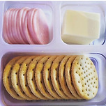 점심밥 빨리 먹는 한국인 친구 말리는 미국인 이미지