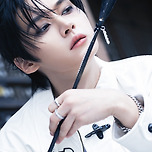 😹 "合 (HOP)" Stray Kids 𝗪𝗮𝗹𝗸𝗶𝗻 𝗢𝗻 𝗪𝗮𝘁𝗲𝗿 👔🏹 리노 이미지