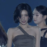 인생머리 같은 ITZY 예지 흑단발 스타일링 이미지