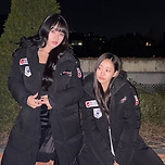 키스오브라이프(KISS OF LIFE) 착용한 패딩 이미지