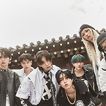 😹 Stray Kids "合 (HOP)" Stray Kids 𝗪𝗮𝗹𝗸𝗶𝗻 𝗢𝗻 𝗪𝗮𝘁𝗲𝗿 리노 이미지