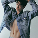 현재 팬들 오열중인 서강준 캘빈클라인 화보.JPG 이미지