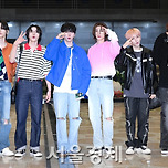 삼성 협찬 끝나자마자 아이폰 꺼낸 아이돌…계약 종료 후 의도적 과시? 이미지