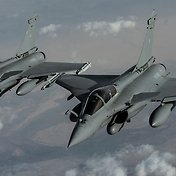 Kevin'S 패치워크] 전문가와 함께 분석한 Kf-21 보라매가 라팔(Rafale)을 상대하는 방법! 6세대가 등장해도 4.5세대의  시대가 끝나지 않는 이유?