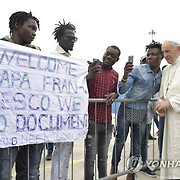 이탈리아 죄수 2명, 교황이 초대한 점심 식사시간 틈타 잠적