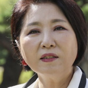 "차라리 돈을 쓰세요.." 이호선 교수가 꼽은 집구석 싹 안 비우면 비참한 노후 맞는 이유