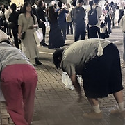 잠실개표소 시위 현장서 흉기 자해…경찰 대치 끝 제압(종합)