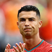 "감독이 호날두 무서워 교체 못 해"…'한국 축구 16강행 적중' BBC 문어도 탄식→"정말 창피한 일" [