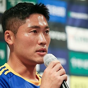 "日 선수가 매번 조센징이라고 했다" J리그 272경기 황석호, 충격 고백...박주호도 놀란 일본 텃세