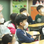 '신종코로나' 내 아이 감염 막으려면.."충분한 밥·잠이 보약"