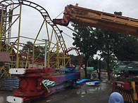 "TWIN TWISTER" ins..