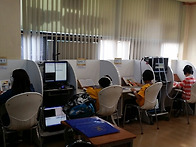 열심히 훈련하고 있는 훈련..