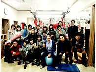 ＜2012년 2월＞인..