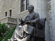 중앙대 설립자 승당 임영신 박사 묘[동상]