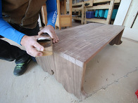 호두나무 테이블 만들기 - 5 칠