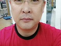 아침 운동가는중에...