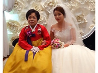 헤어메이크업받고 동생 결..