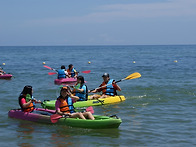 물치 해수욕장에서의 카약..