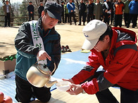 상공에 아차산 시산제에서..