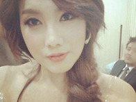 김현정 확 바뀐 여성스런 ..