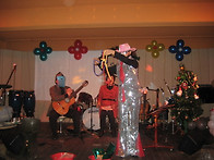 가면파티에 앨비스프레슬리..